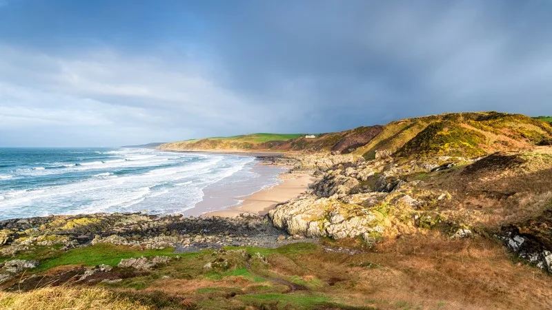 Killantringan Bay in Scotland