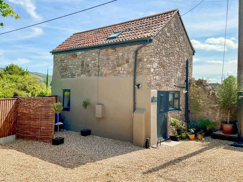 Axbridge Holidays - The Old  Posthouse Barn