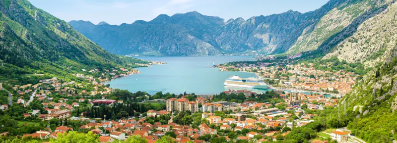 Bahía de Kotor - ven y conoce Kotor quedándote en un alquiler vacacional en Montenegro.