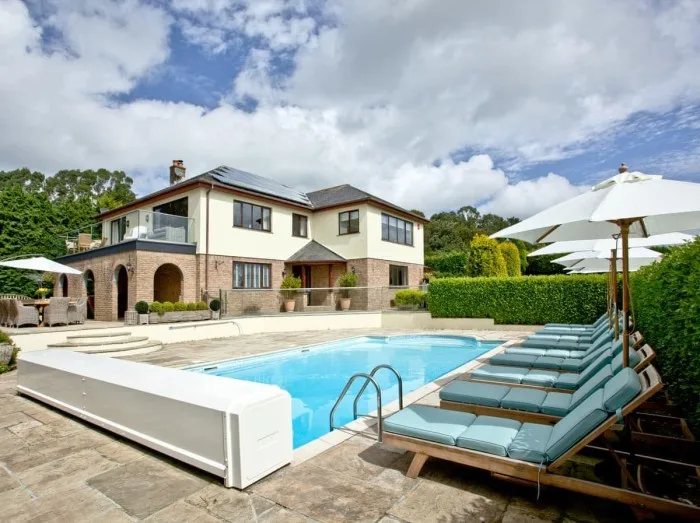 Cornwall Cottages with Pool