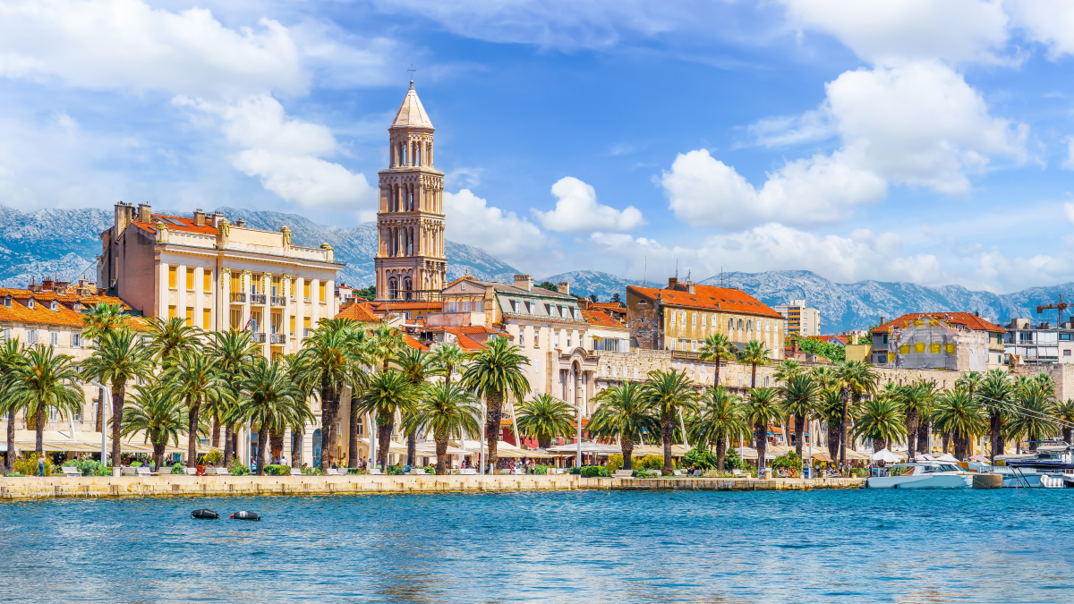 Blick auf Split vom Wasser aus. 