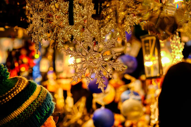 Magical lights make children’s faces light up with joy!