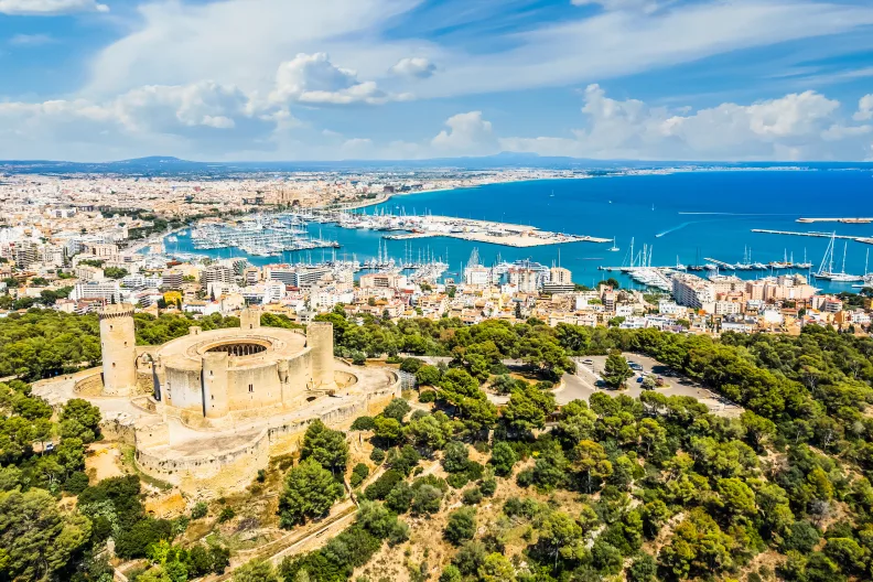 Blick auf Castell de Bellver.