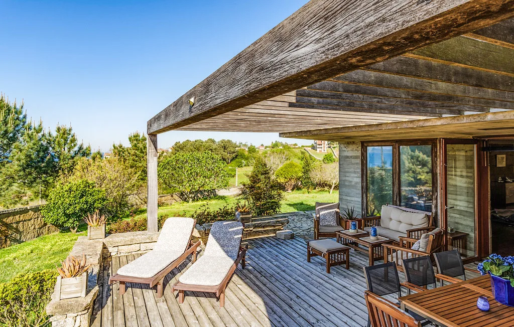 Terraza de un alquiler vacacional en Gailica con vistas panorámicas - ID de la casa ESP015