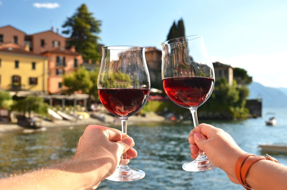nyd et glas vin i jeres sommerhus i Abruzzo