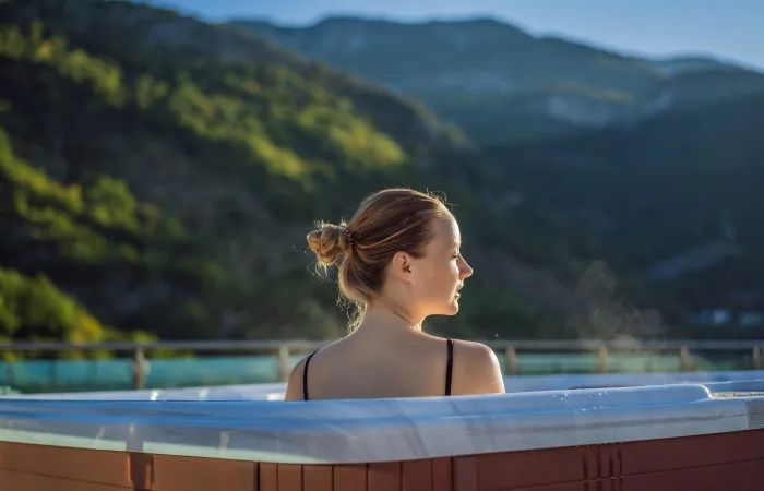 Dog Friendly Hot Tub Cottages in Wale