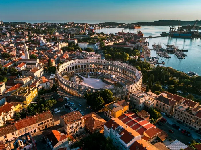 Pula