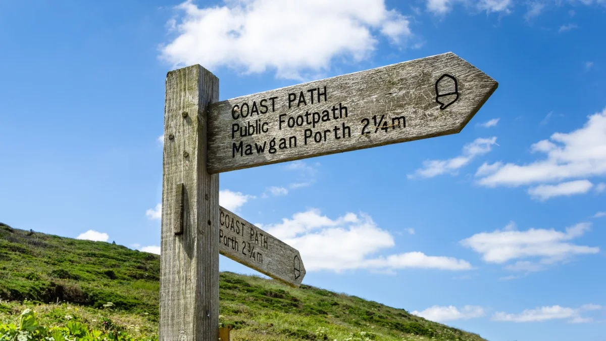 8 Best Coastal Walks in Cornwall - Paths & Circular Trails