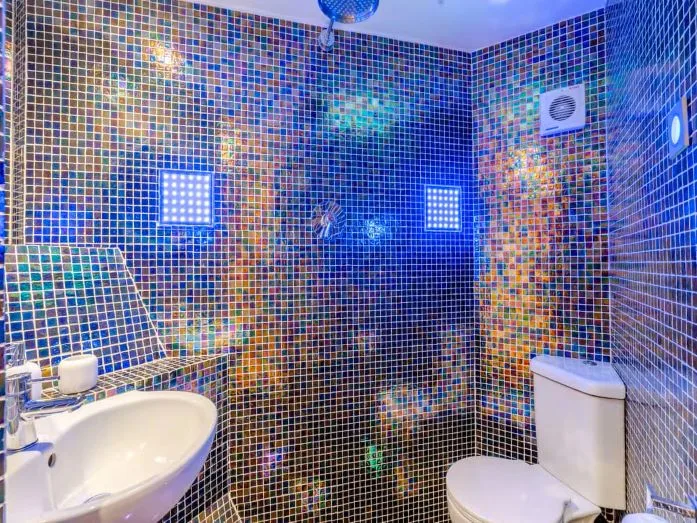 The Disco Bathroom, The Engine Room