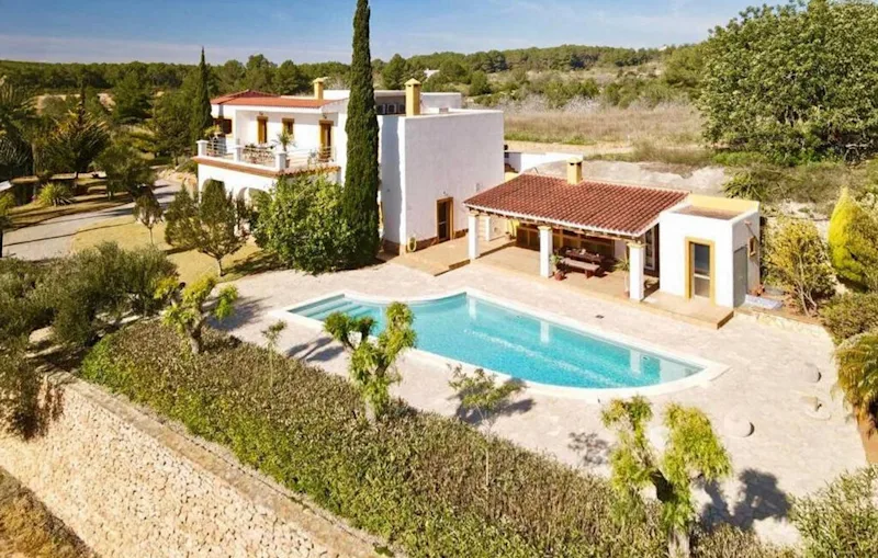 Ibiza - rajskie wakacje