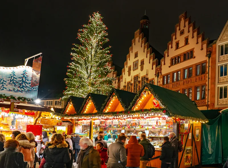 The Römer provides a magical backdrop for Frankfurt’s twinkling market stalls