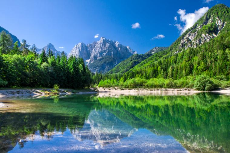 Nyt den vakre naturen i Slovenien