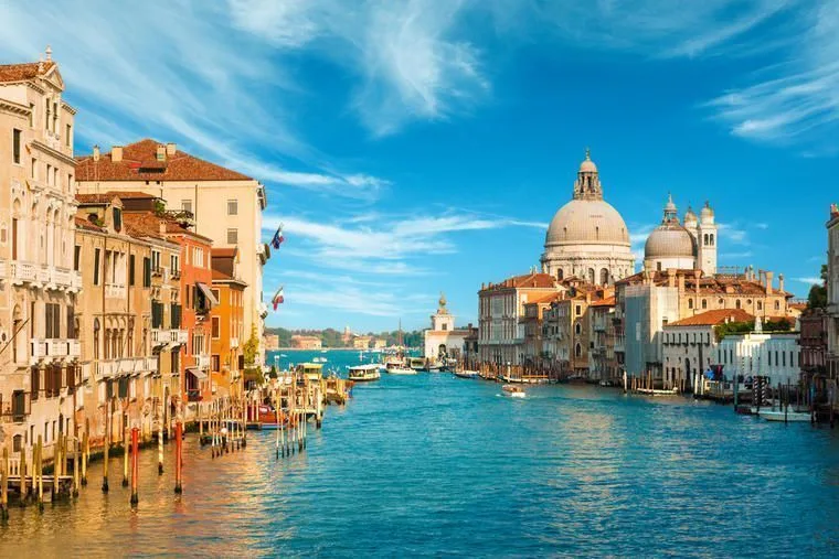 Underbar vy över Grand Canal i Venedig