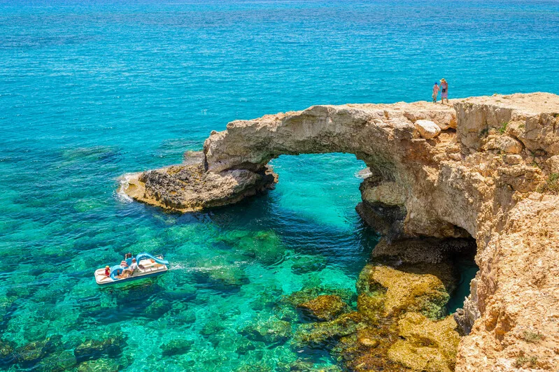 Affittate una casa vacanze a Cipro con NOVASOL e tuffatevi nell'acqua cristallina!