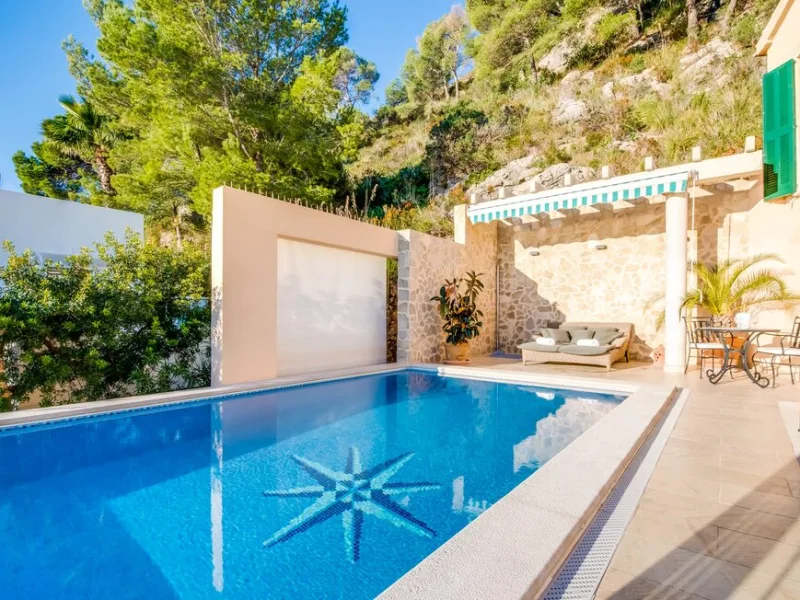 Fincas mit Pool in Spanien