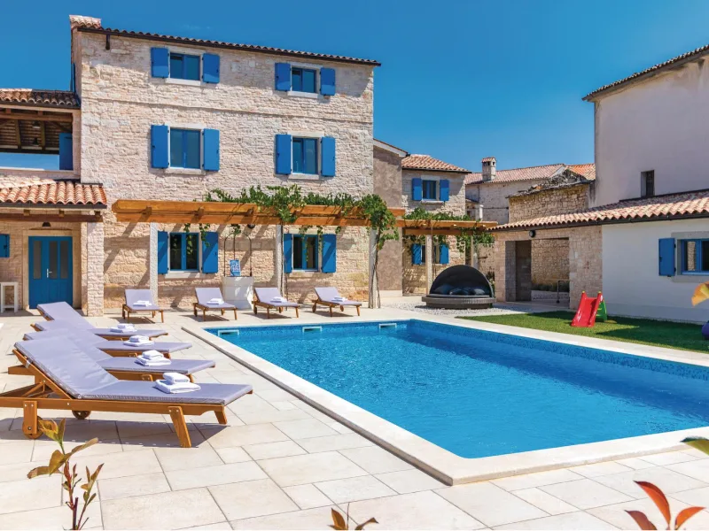 LAST CHANCE: Summer holidays