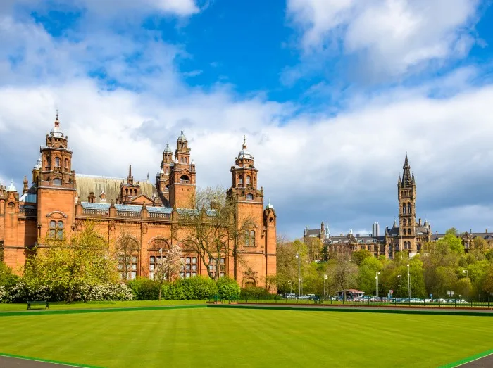 Kelvingrove Museum and Glasgow University