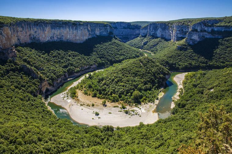 Ardèchefloden i Ardèche Gorges