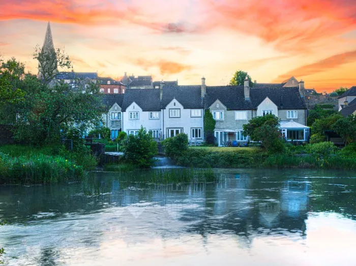 The River Avon at Daniels Well, Malmesbury,