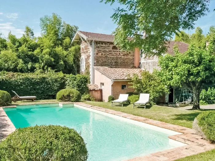 French holiday home with pool