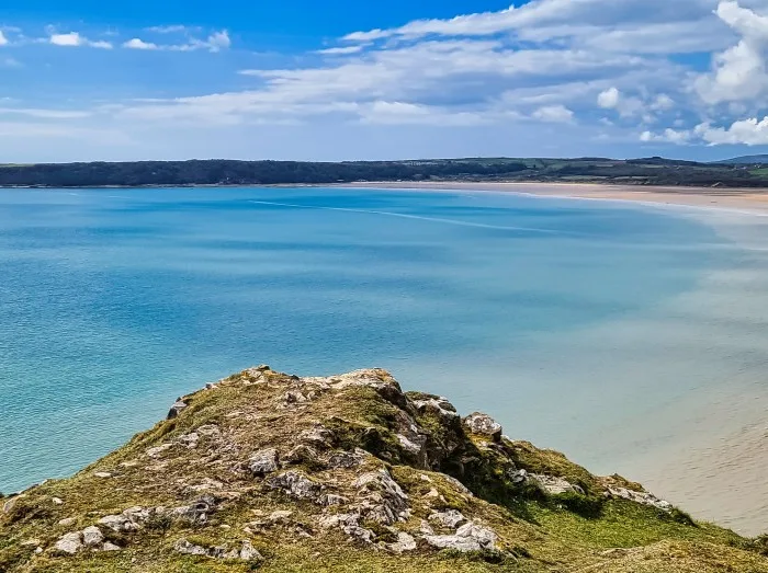 Three Cliffs Bay on the south coast of the Gower Peninsula - Swansea,