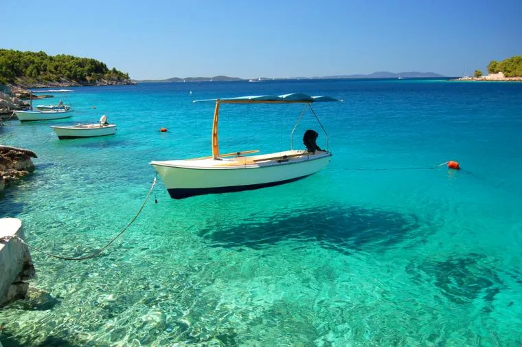 Hyr semesterhus på Ugljan och njut av Kroatiens öliv