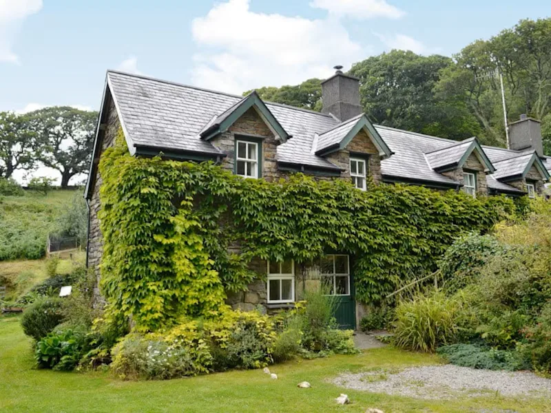 Romantic Cottages in Snowdonia