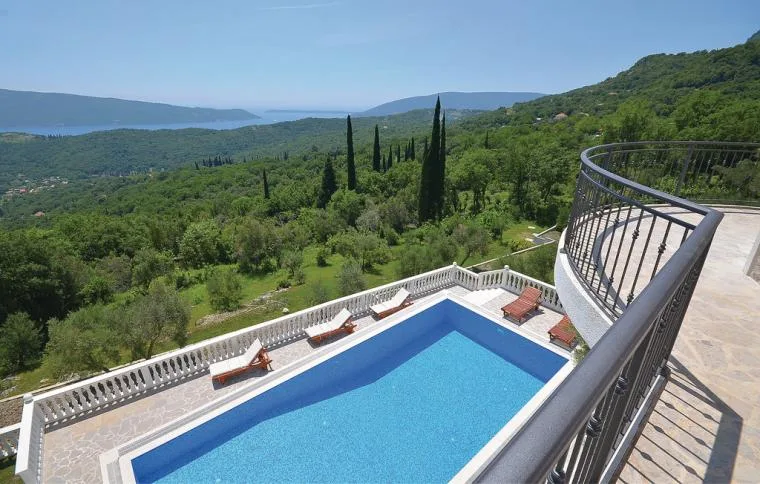 casa vacacional en Herceg Novi