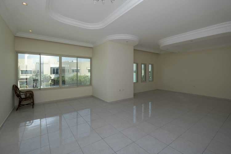 25 Spaces Real Estate - West Bay Lagoon - Villa for Rent - 18th of October 2021 ref6526 (5)