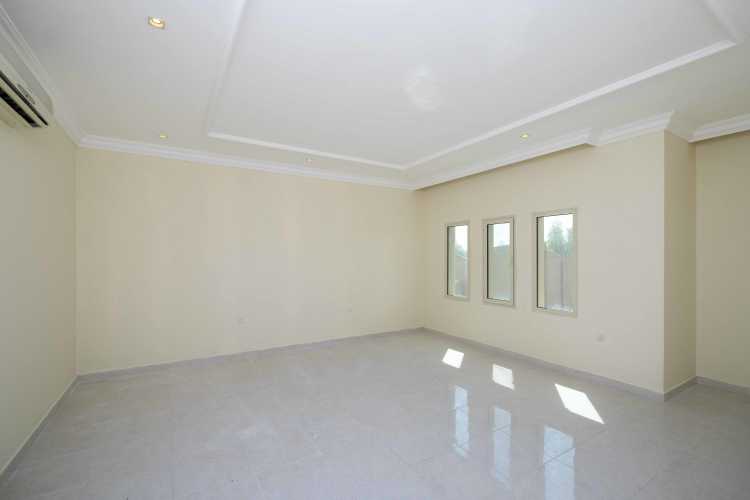 25 Spaces Real Estate - West Bay Lagoon - Villa for Rent - 18th of October 2021 ref6526 (10)