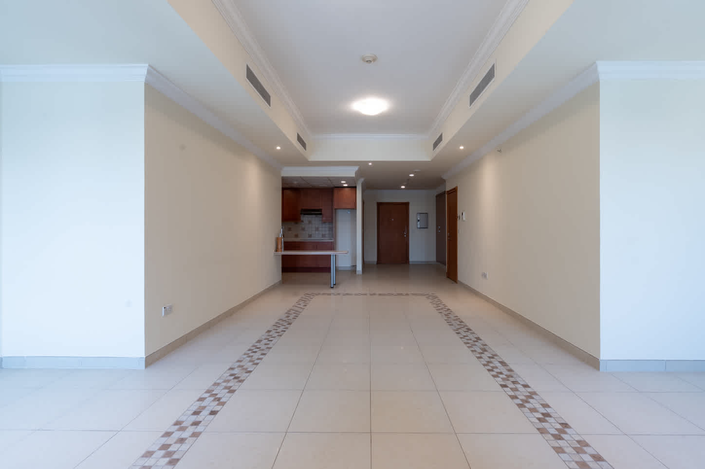 25 Spaces Real Estate - Porto Arabia - Properties for Rent - 16 March 2023 refWAPT258069 (8)