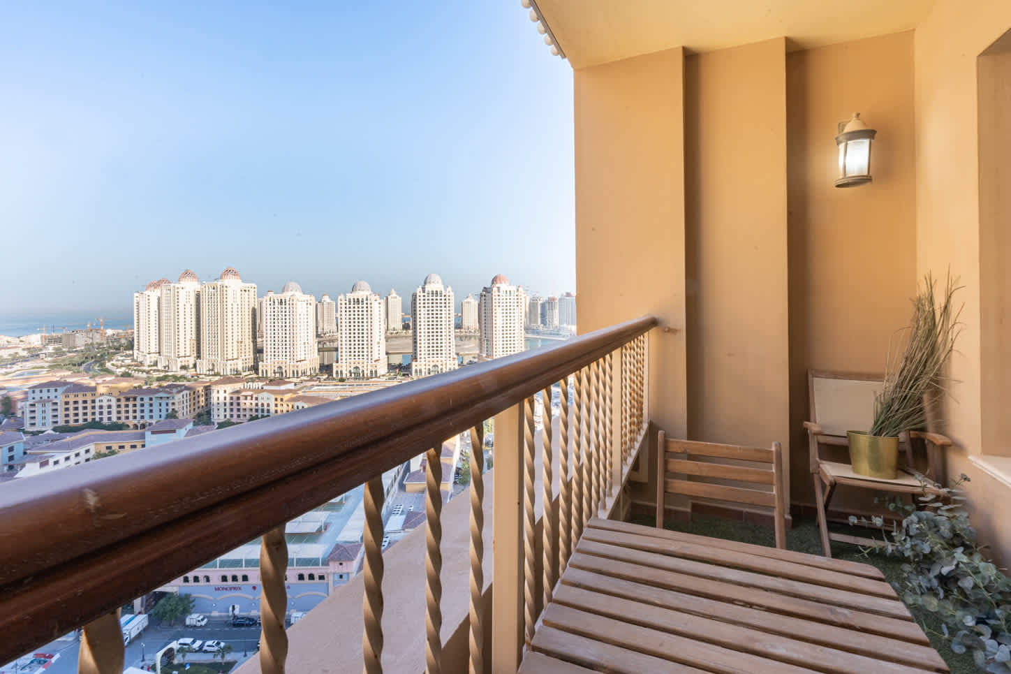 25 Spaces Real Estate - Porto Arabia - Apartment for Rent - 17th of MAY ( REF 00300 )10
