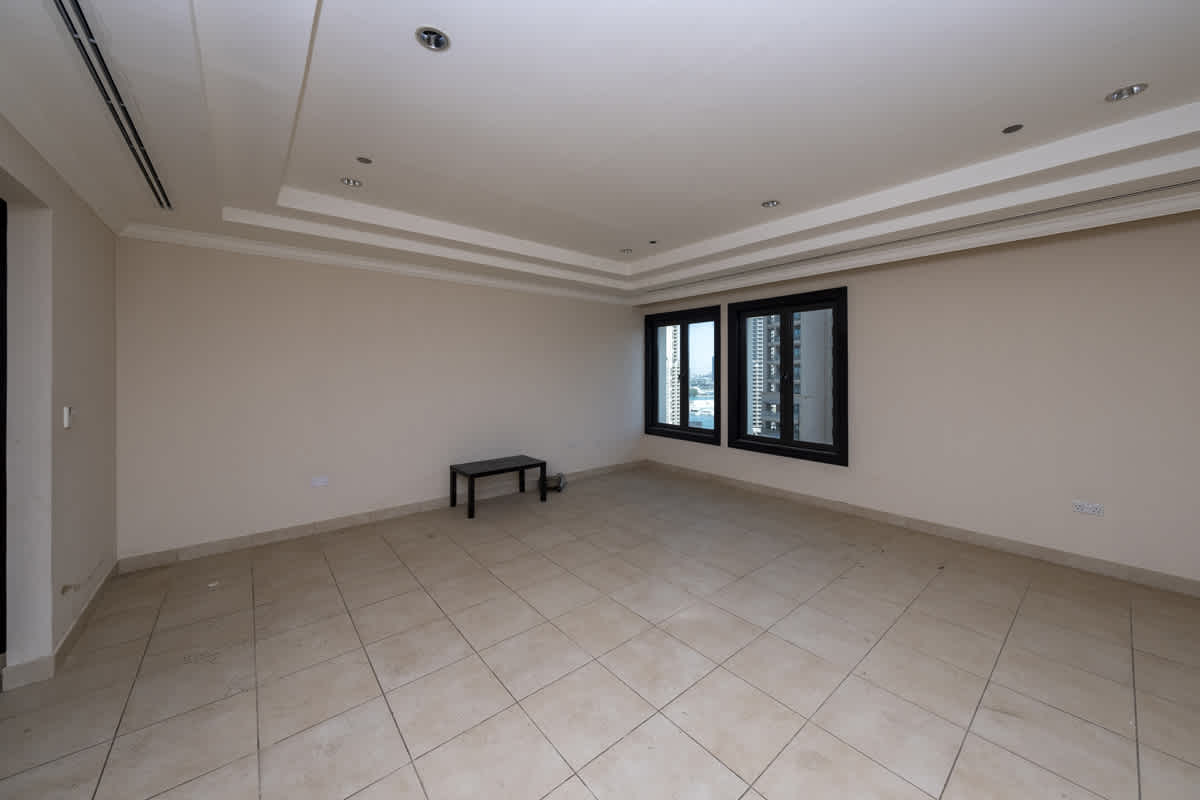 25 Spaces Real Estate - Porto Arabia - Properties for Rent - 19 March 2023 ref (WAPT258092) 1