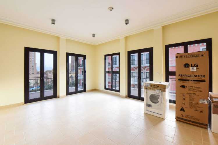 25 Spaces Real Estate - Qanat quartier - Properties for Sale - 13 March 2023 (ref WAPT25800 )1