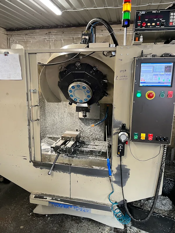 Frezarka CNC Brother TC-225