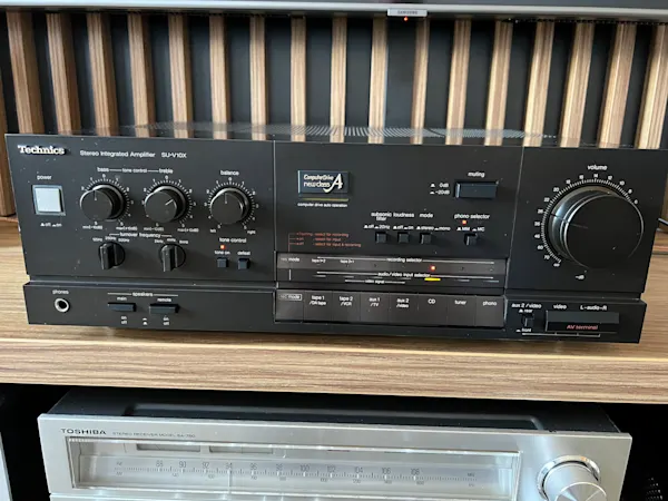 TECHNICS SU-V10X