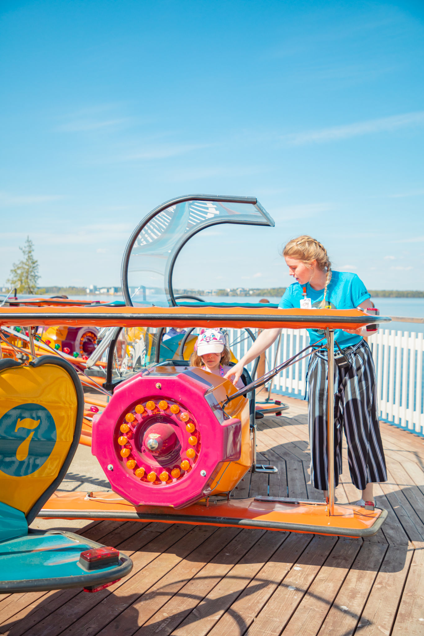 Särkänniemen laitehoitaja ja Lentsikat-laite.