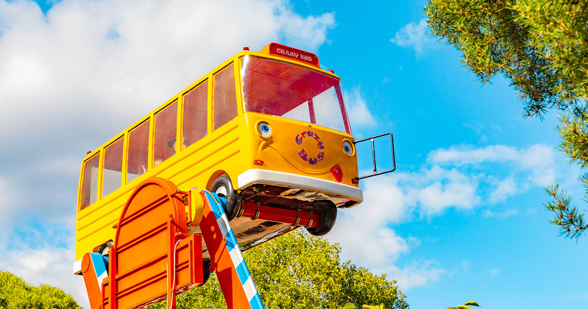 Särkänniemen huvipuiston Crazy Bus -huvilaite.