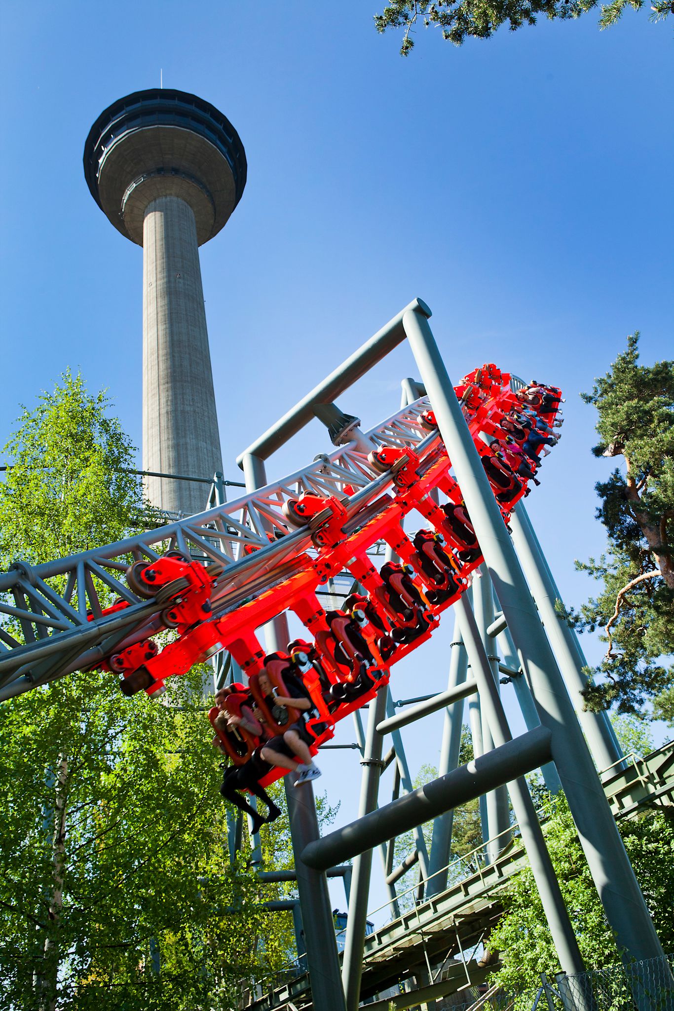 Särkänniemen Tornado-vuoristorata.
