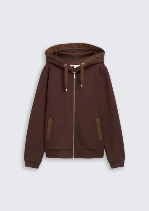 Pulli Braun