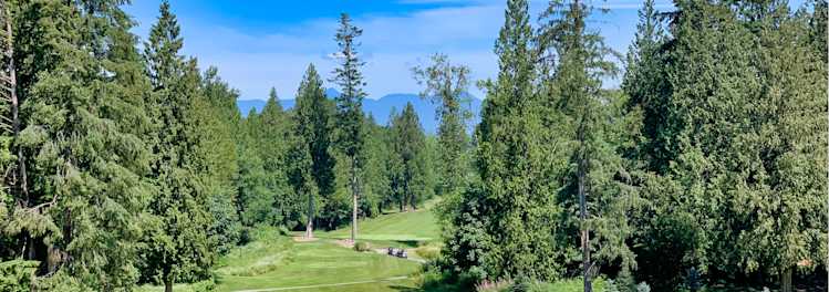 Narrow fairway on Redwoods golf course, Langley, BC