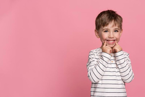 Geradere Zähne von klein auf: Aligner-Behandlung für Kinder