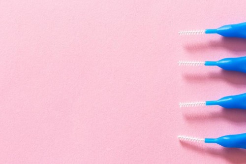 Kleine Bürsten mit großer Wirkung: So nutzt du Interdentalbürsten richtig