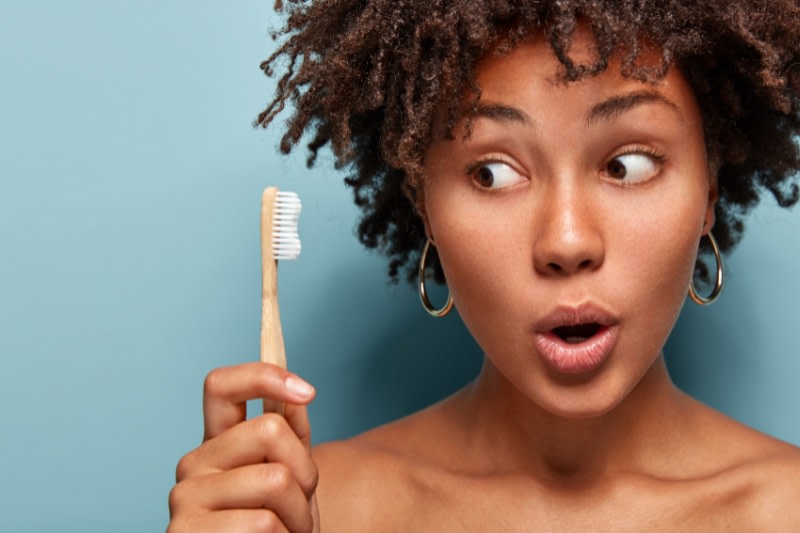 ¿Cómo evitar errores al cepillarse los dientes?