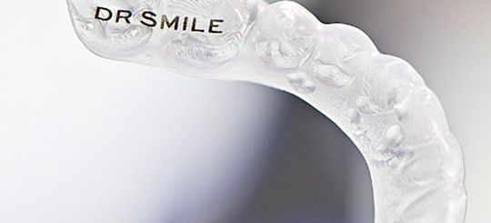 transparente Zahnschiene von DR SMILE