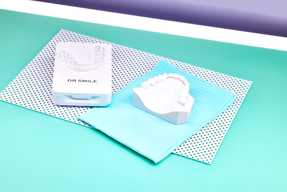 Verschuiven tanden weer na een beugelbehandeling? | DR SMILE X Impress