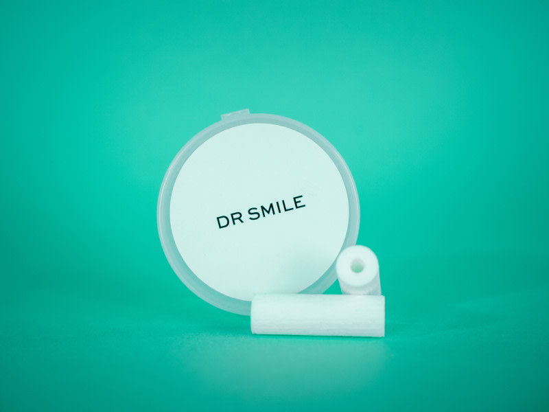 Chewies DR SMILE, cylindres en éponge pour aider l'installation des aligneurs sur les dents