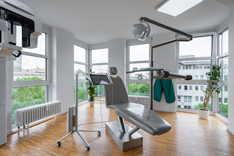 Behandlungszimmer Berlin Rankestraße
