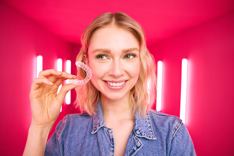 Wie pflege ich meine Zähne nach der DR SMILE X Impress Aligner-Anwendung?