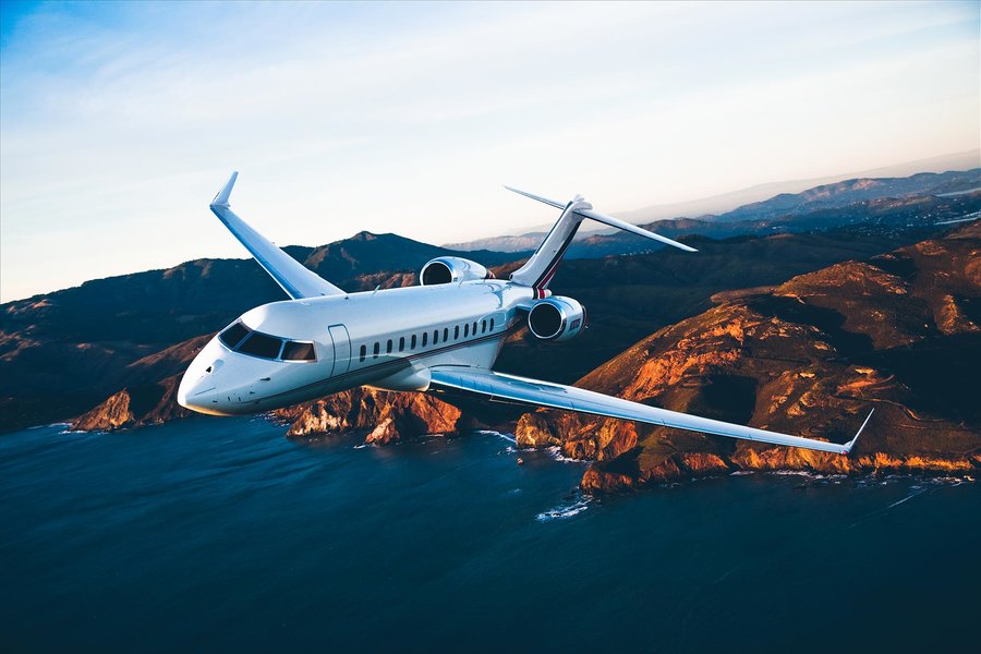 header-netjets-private-plane-HOLIDAYJETPACKAGE1020